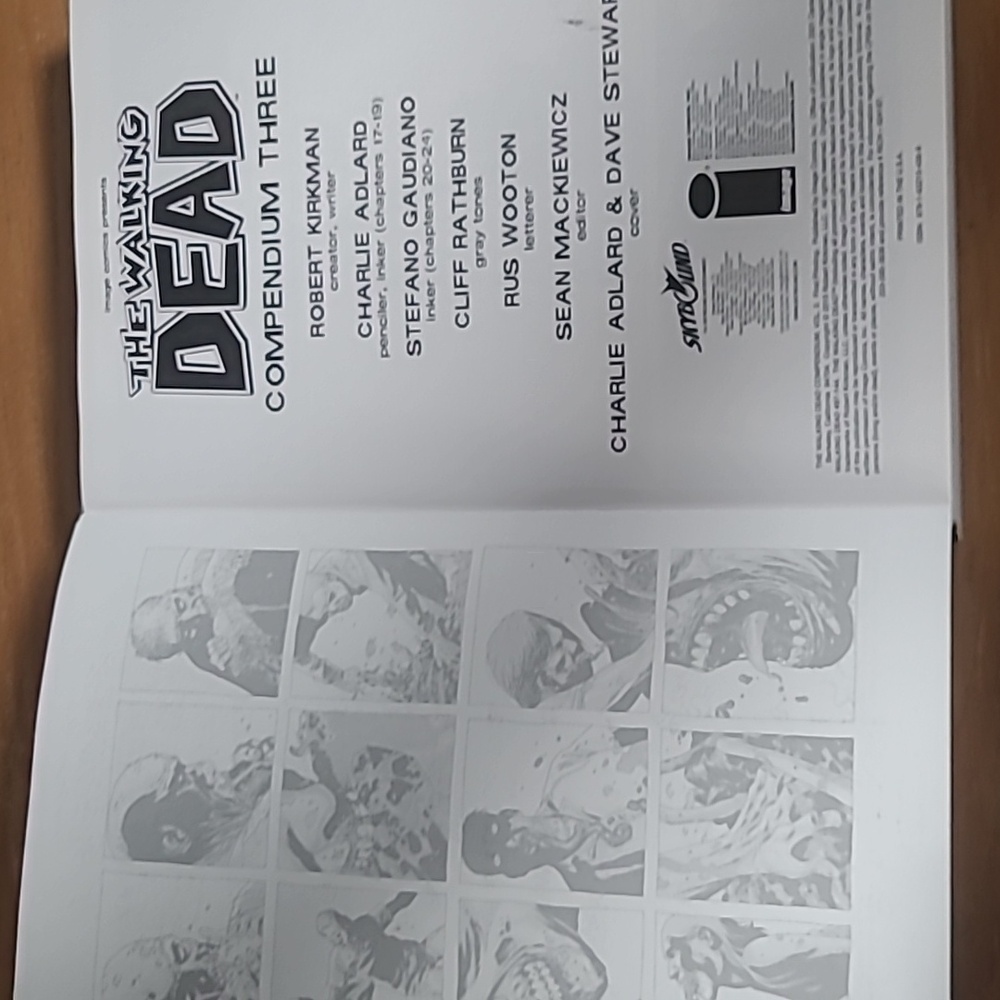 The Walking Dead Compendium Three - Picture 2 of 3